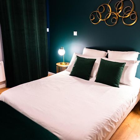Grand Loft Familial 4 Chambres Avec Parking Prive Saumur Exteriör bild