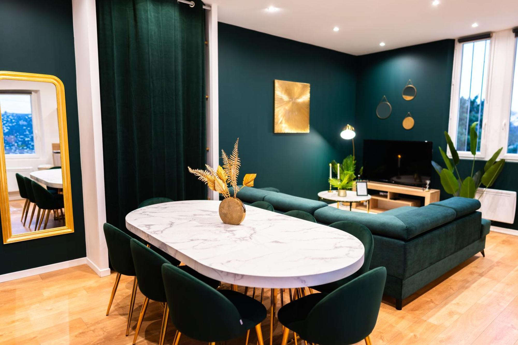 Grand Loft Familial 4 Chambres Avec Parking Prive Saumur Exteriör bild