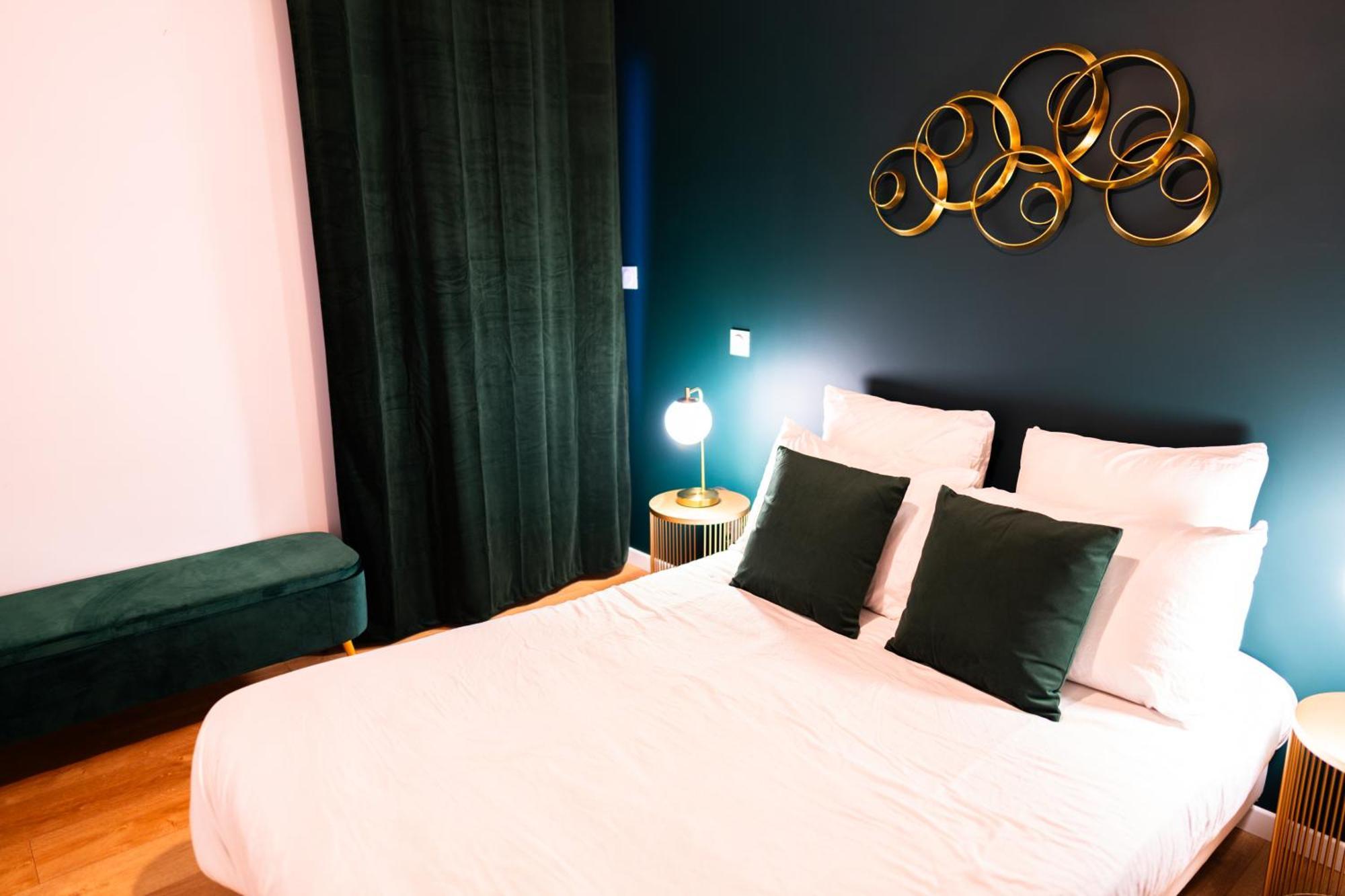 Grand Loft Familial 4 Chambres Avec Parking Prive Saumur Exteriör bild