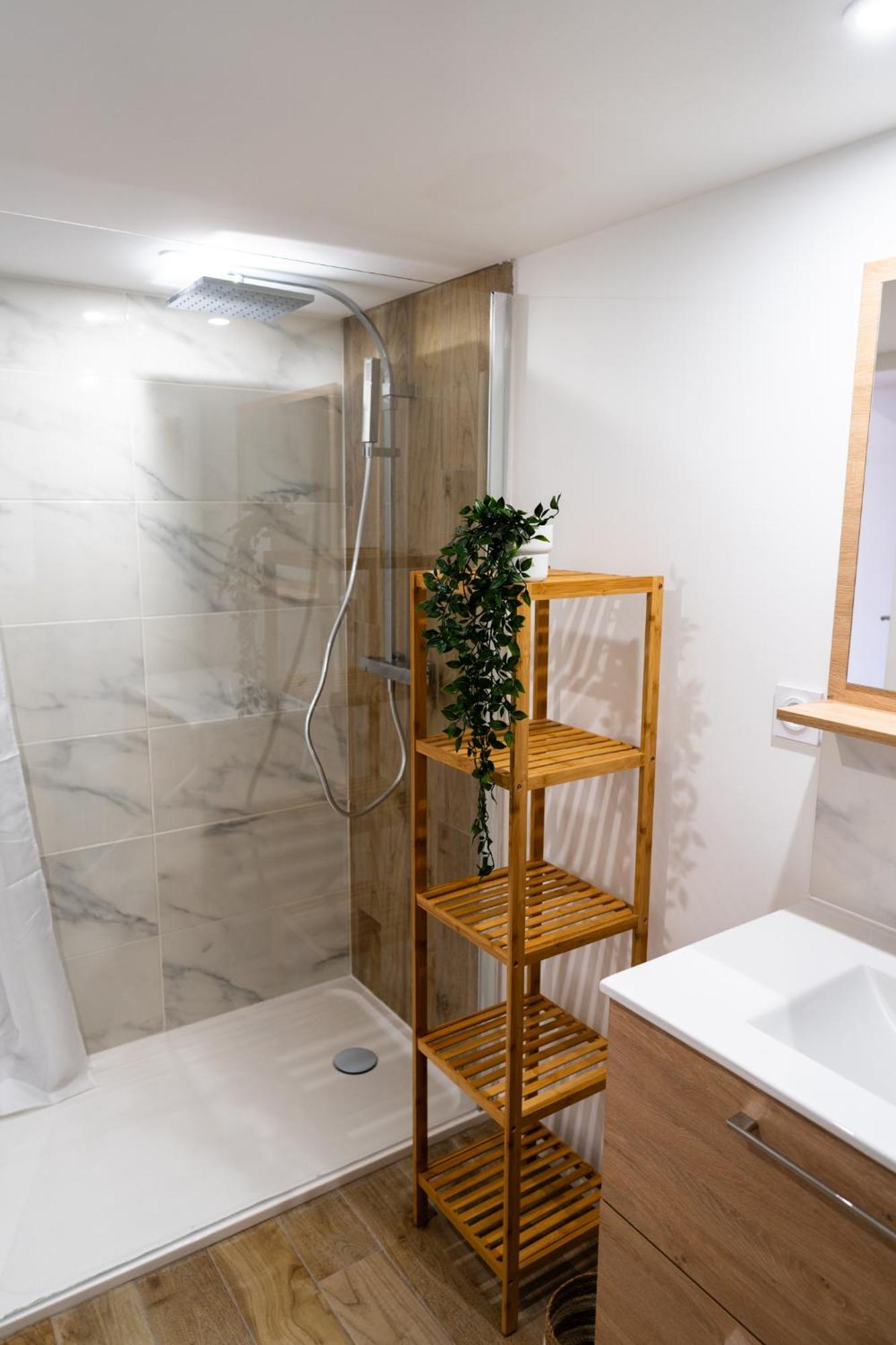 Grand Loft Familial 4 Chambres Avec Parking Prive Saumur Exteriör bild